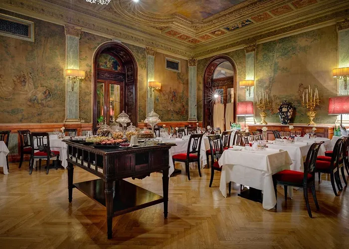 Hotel Hotiday Via Del Corso